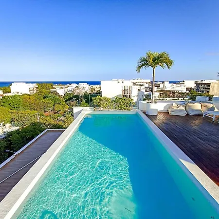 Wide Studio With Sunny Balcony Pool Gym Steps 2 Beach